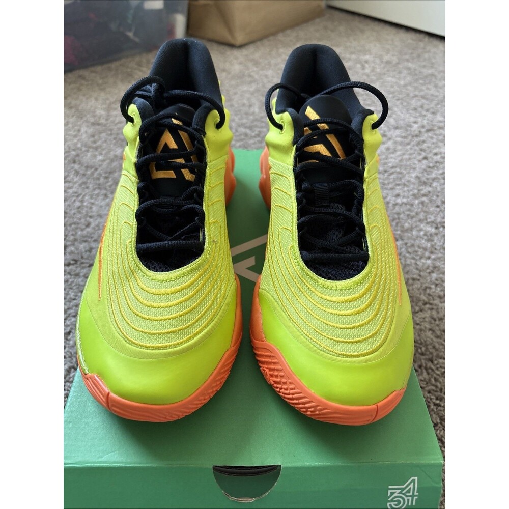 Nike Giannis Immortality 4 Basketball Running Sneakers Shoes NEW Men's Size 11.5